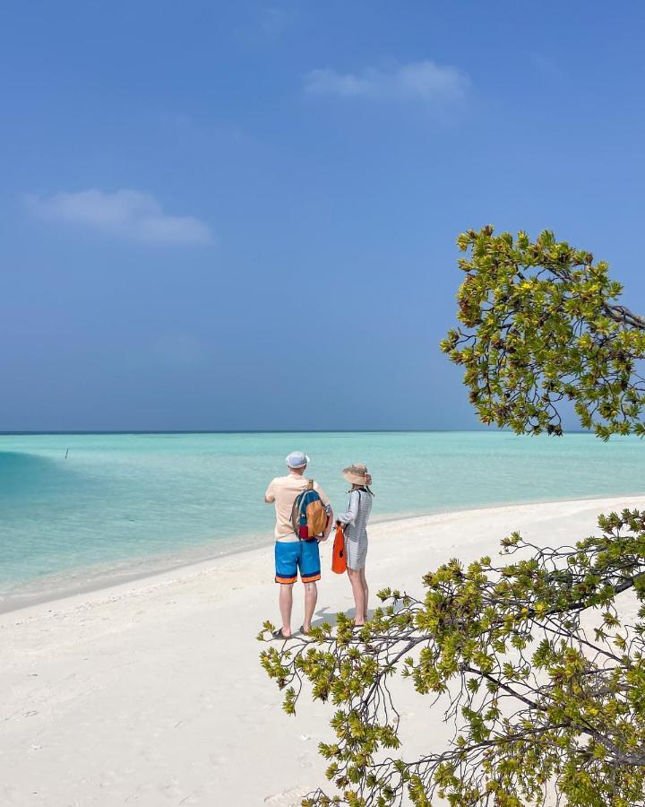 Ocean Lilly Inn Hangnaameedhoo Buitenkant foto